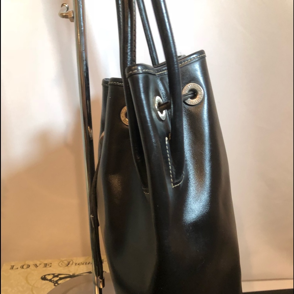 ❌SOLD❌.   Vintage Dooney and Bourke - Picture 5 of 8